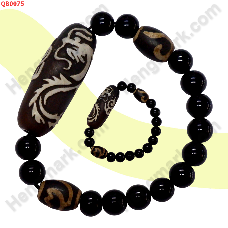 QB0075 สร้อยข้อมือ DZI ลายมังกร+ดอกบัว+หรูยี่ ราคา 499 บาท http://ww2.hengmark.com/view_product/QB0075.htm
