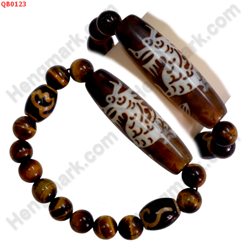 QB0123 สร้อยข้อมือหินทิเบต  ลายมังกร ราคา 699 บาท http://ww2.hengmark.com/view_product/QB0123.htm