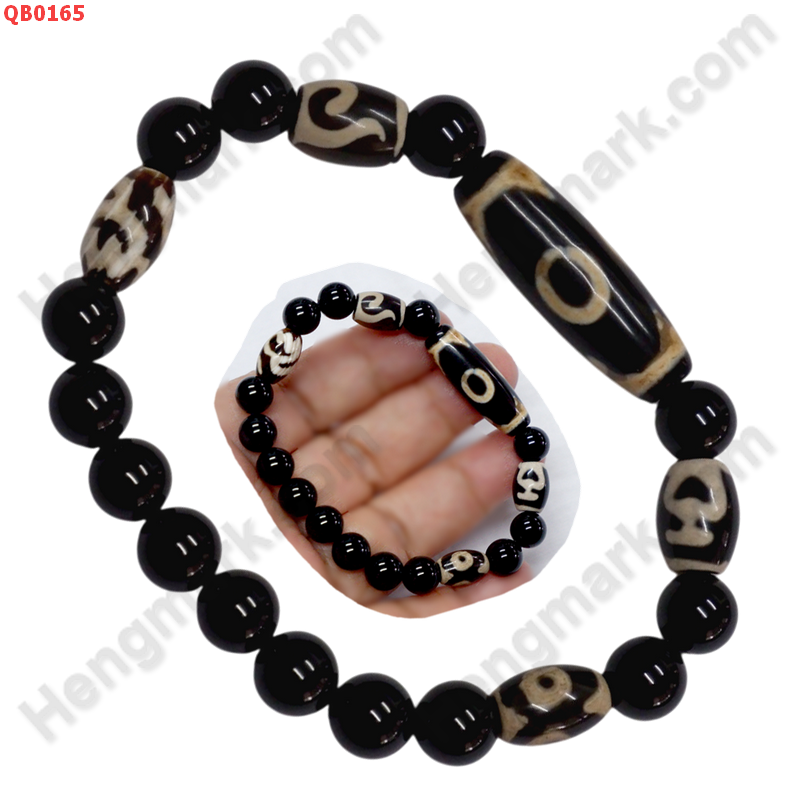 QB0165 สร้อยข้อมือหินทิเบต ลาย3 ตา เขี้ยวเสือ  ลายหินเก่า ราคา 499 บาท http://ww2.hengmark.com/view_product/QB0165.htm