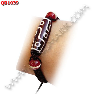 QB1039 สร้อยข้อมือหินทิเบต 9 ตา เชือกถัก ราคา 339 บาท http://ww2.hengmark.com/view_product/QB1039.htm