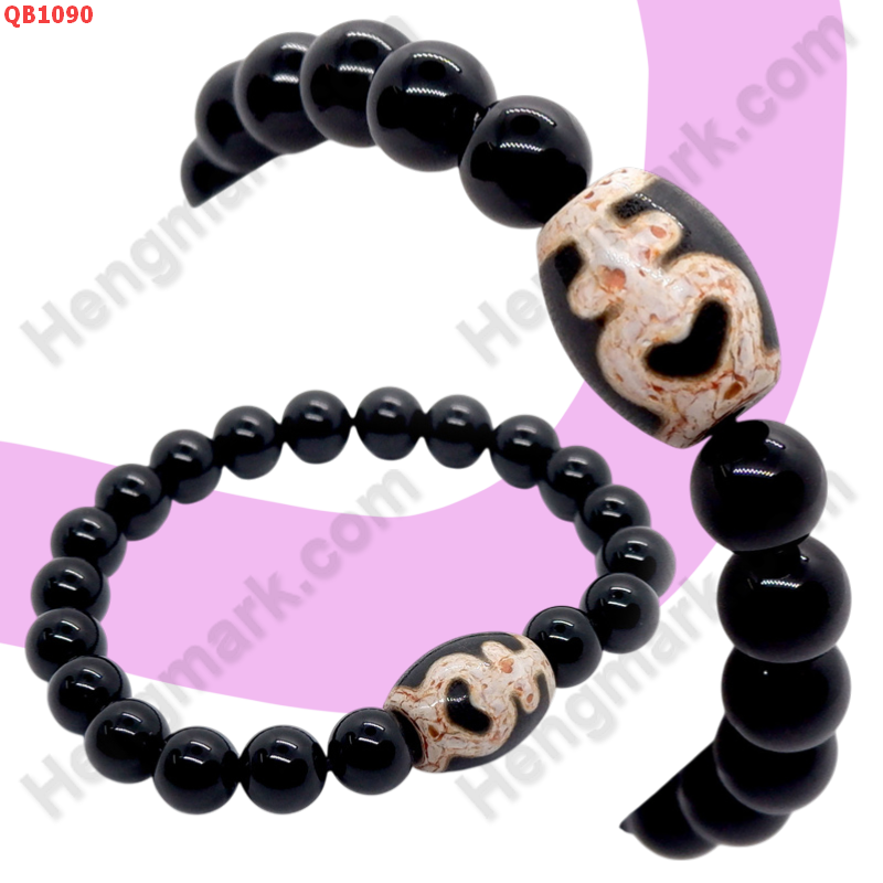 QB1090 สร้อยข้อมือ DZI แก้ววิเศษ ราคา 399 บาท http://ww2.hengmark.com/view_product/QB1090.htm
