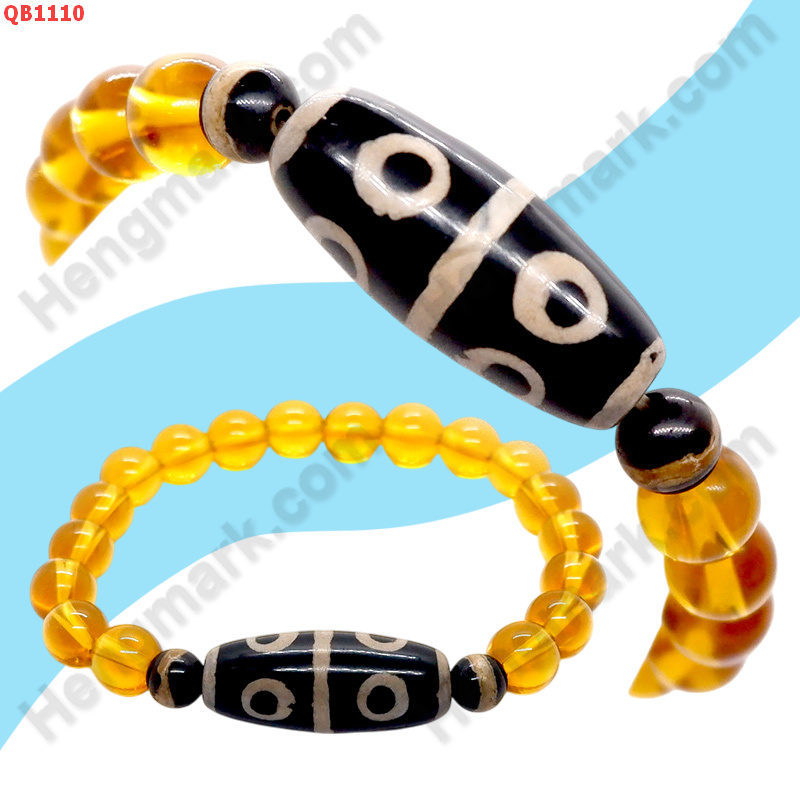 QB1110 สร้อยข้อมือหิน 8 ตา  ราคา 179 บาท http://ww2.hengmark.com/view_product/QB1110.htm