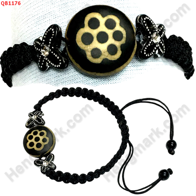 QB1176 สร้อยข้อมือDZI 7 ตาดอกโบตั๋น เชือกถัก ราคา 199 บาท http://ww2.hengmark.com/view_product/QB1176.htm