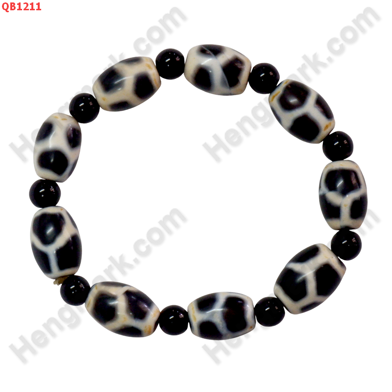 QB1211 สร้อยข้อมือ DZI ลายกระดองเต่า 9 เม็ด ราคา 899 บาท http://ww2.hengmark.com/view_product/QB1211.htm