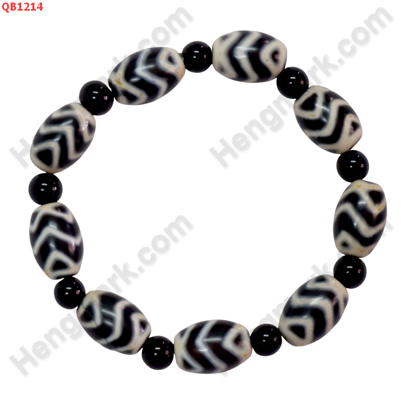 QB1214 สร้อยข้อมือ DZI ลายภูเขา 9 เม็ด ราคา 939 บาท http://ww2.hengmark.com/view_product/QB1214.htm