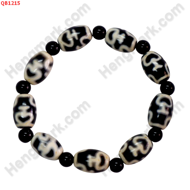 QB1215 สร้อยข้อมือ DZI ลายแก้ววิเศษ 9 เม็ด ราคา 939 บาท http://ww2.hengmark.com/view_product/QB1215.htm
