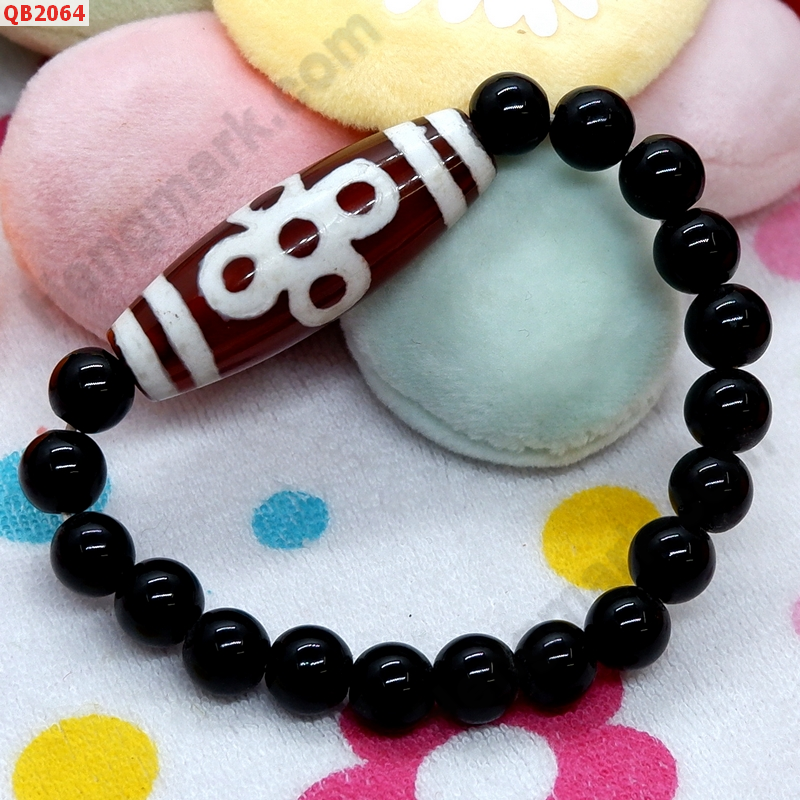 QB2064 สร้อยข้อมือหินDZI 5 ตา สายฟ้า ราคา 349 บาท http://ww2.hengmark.com/view_product/QB2064.htm