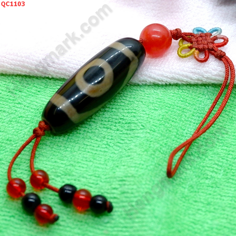QC1103 หินทิเบตแขวนมือถือ ลาย3 ตา ราคา 229 บาท http://ww2.hengmark.com/view_product/QC1103.htm