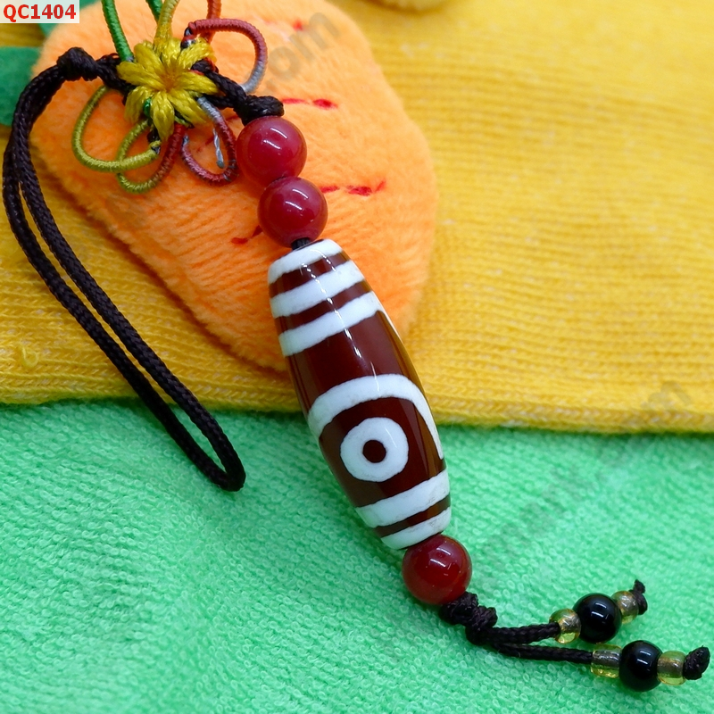 QC1404 หินทิเบตแขวนมือถือ ลาย 2 ตา ราคา 179 บาท http://ww2.hengmark.com/view_product/QC1404.htm