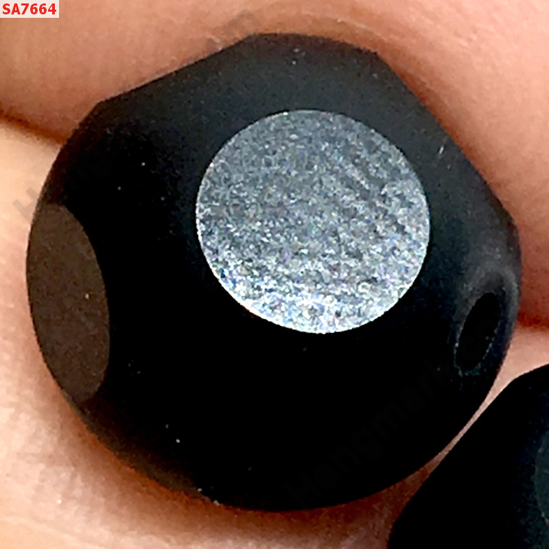 SA7664 หินสีดำเจียเหลี่ยมสลักลาย เม็ดละ ราคา 15 บาท http://ww2.hengmark.com/view_product/SA7664.htm