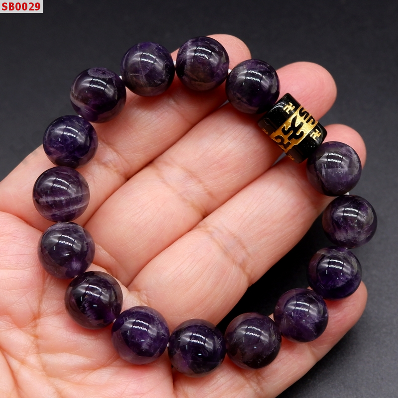 SB0029 สร้อยข้อมืออเมทิสต์+คาถาทิเบต ราคา 479 บาท http://ww2.hengmark.com/view_product/SB0029.htm