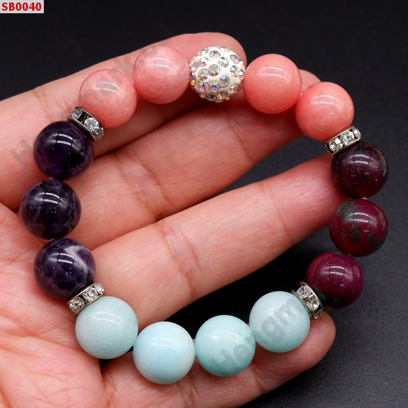 SB0040 สร้อยข้อมือหิน 4 ชนิด ราคา 470 บาท http://ww2.hengmark.com/view_product/SB0040.htm