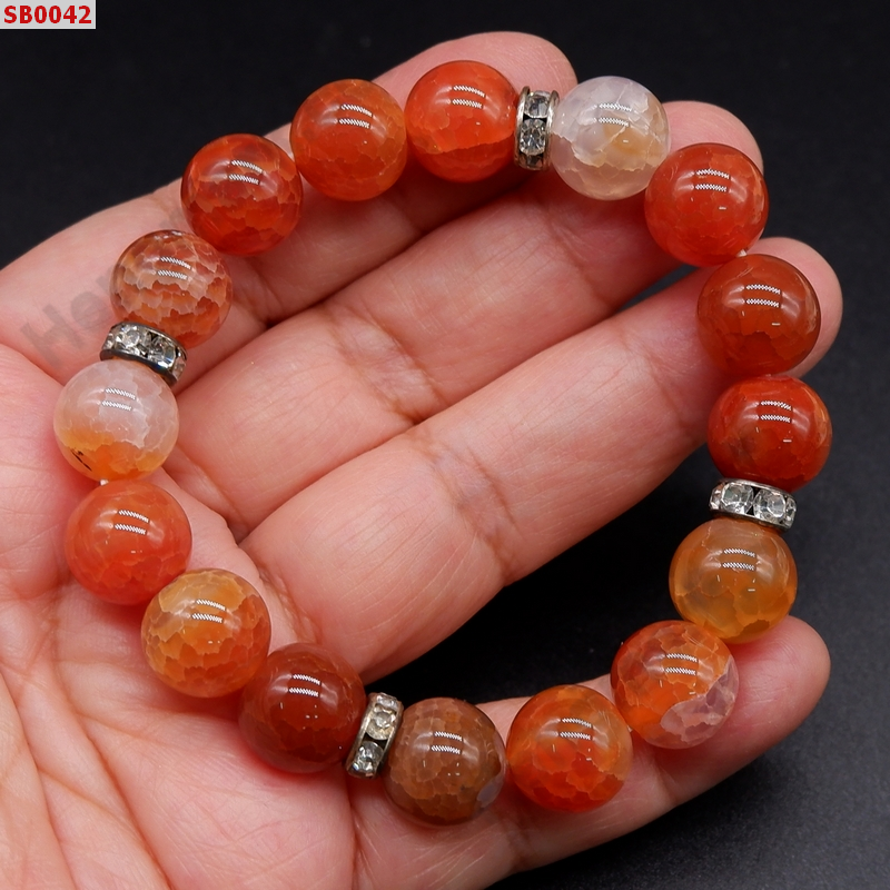 SB0042 สร้อยข้อมือหินเกล็ดมังกรส้ม ราคา 420 บาท http://ww2.hengmark.com/view_product/SB0042.htm