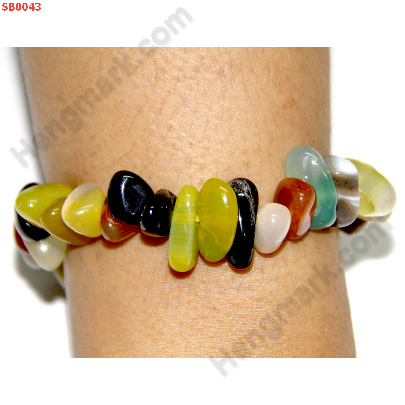 SB0043 สร้อยข้อมือหินธรรมชาติ คละสี ราคา 199 บาท http://ww2.hengmark.com/view_product/SB0043.htm