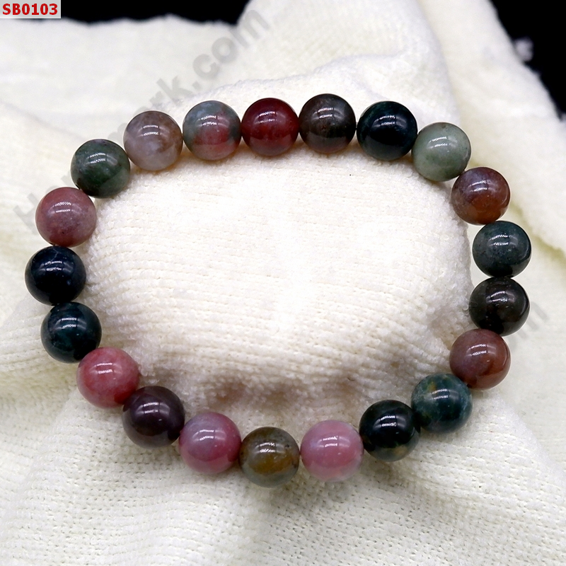 SB0103 สร้อยข้อมือหยก 5 สี ราคา 199 บาท http://ww2.hengmark.com/view_product/SB0103.htm