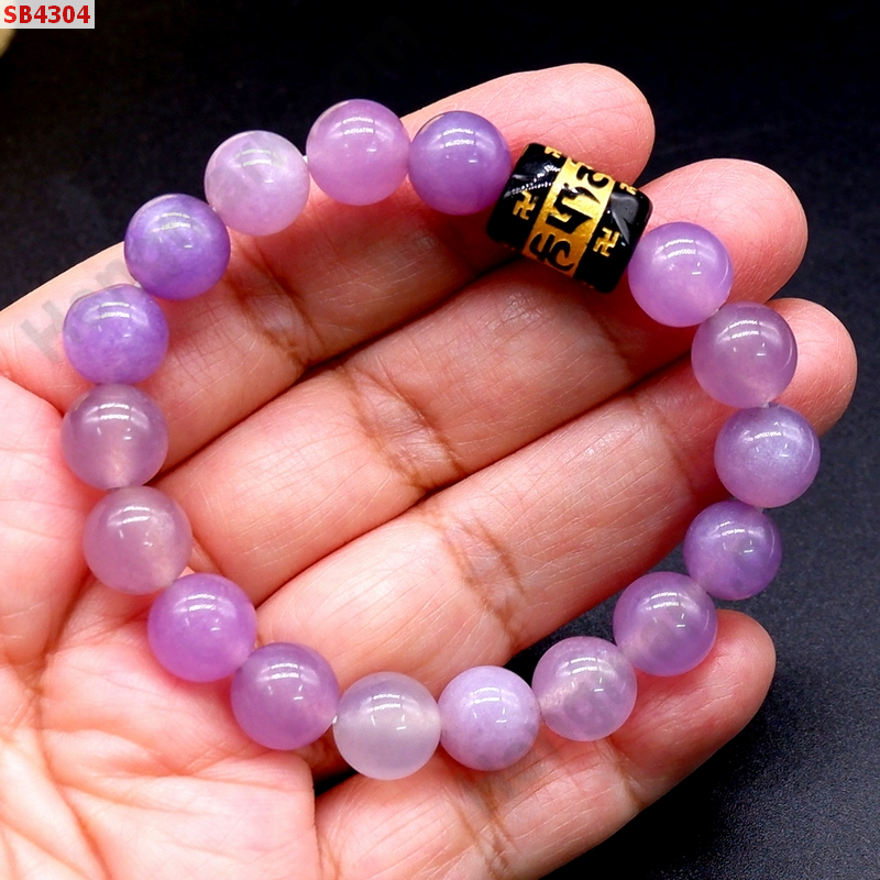SB4304 สร้อยข้อมือหยกม่วง+หินคาถาทิเบต ราคา 299 บาท http://ww2.hengmark.com/view_product/SB4304.htm