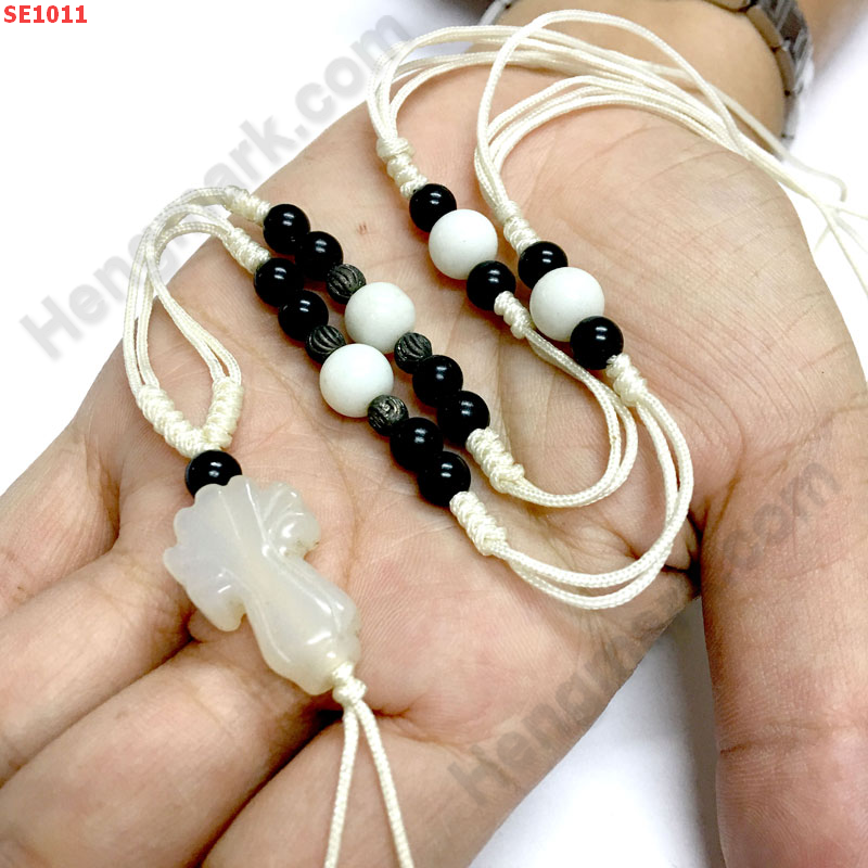 SE1011 สร้อยคอลูกปัด ร้อยจี้ได้ ราคา 199 บาท http://ww2.hengmark.com/view_product/SE1011.htm