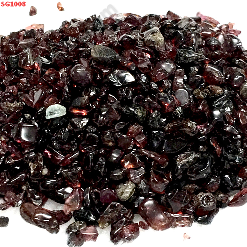 SG1008 เกล็ดหิน โกเมน(Garnet) ราคา 59 บาท http://ww2.hengmark.com/view_product/SG1008.htm