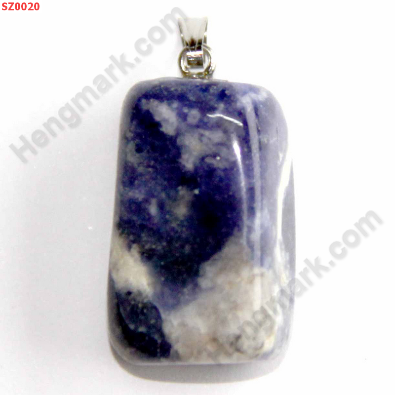 SZ0020 จี้หินธรรมชาติ โซดาไล้ท์ ราคา 99 บาท http://ww2.hengmark.com/view_product/SZ0020.htm
