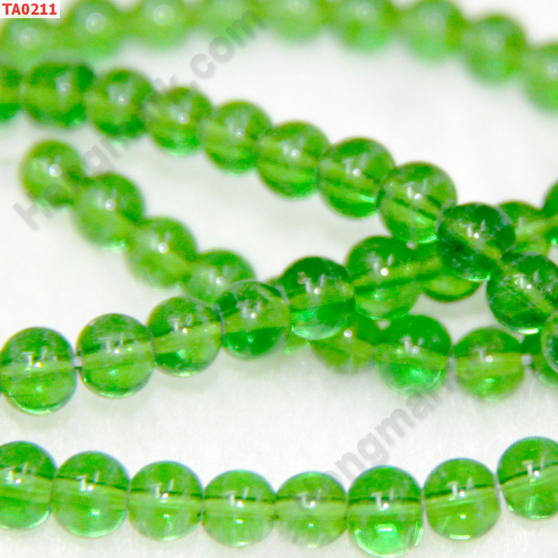 TA0211 ลูกปัดแก้วสีเขียวอ่อน ราคา 1 บาท http://ww2.hengmark.com/view_product/TA0211.htm