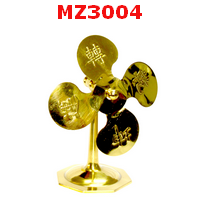 MZ3004 : พัดลมทองเหลือง สลักอักษรมงคล