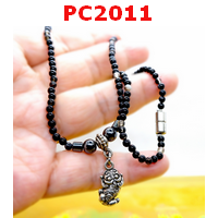 PC2011 : สร้อยคอหินอะเกตจี้ปี่เซียะโลหะสีเงิน