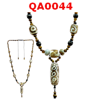 QA0044 : สร้อยคอหินทิเบต 5 ตา+หลายลาย