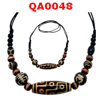 สร้อยคอหินทิเบต หลายลาย