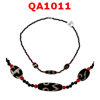 QA1011 : สร้อยคอหินทิเบต 3 ตาภูเขาและอีก 2 ลาย
