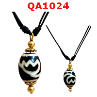 QA1024 : สร้อยคอหินทิเบต ดอกบัว