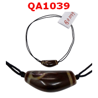 QA1039 : สร้อยคอหินทิเบตรูปบูมเมอแรง ลายหรูยี่