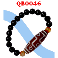 QB0046 : สร้อยข้อมือ หินดีซีไอ 9 ตา