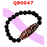 QB0047 : สร้อยข้อมือ หินดีซีไอ 9 ตา