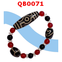 QB0071 : สร้อยข้อมือ DZI  7 ตา