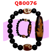 QB0076 : สร้อยข้อมือ DZI ลายกวนอิม คาถาธิเบต
