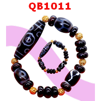 QB1011 : สร้อยข้อมือหินทิเบต หิน 11 ตา
