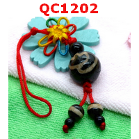 QC1202 : หินทิเบตแขวนมือถือ ลายดอกบัว